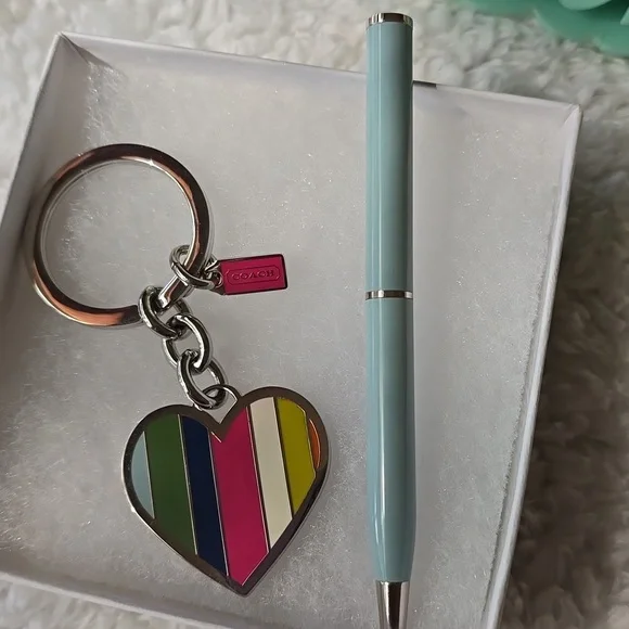 Coach Legacy Keychain   and COACH Mini Pen,  2 Fer NWOT - Picture 10 of 11